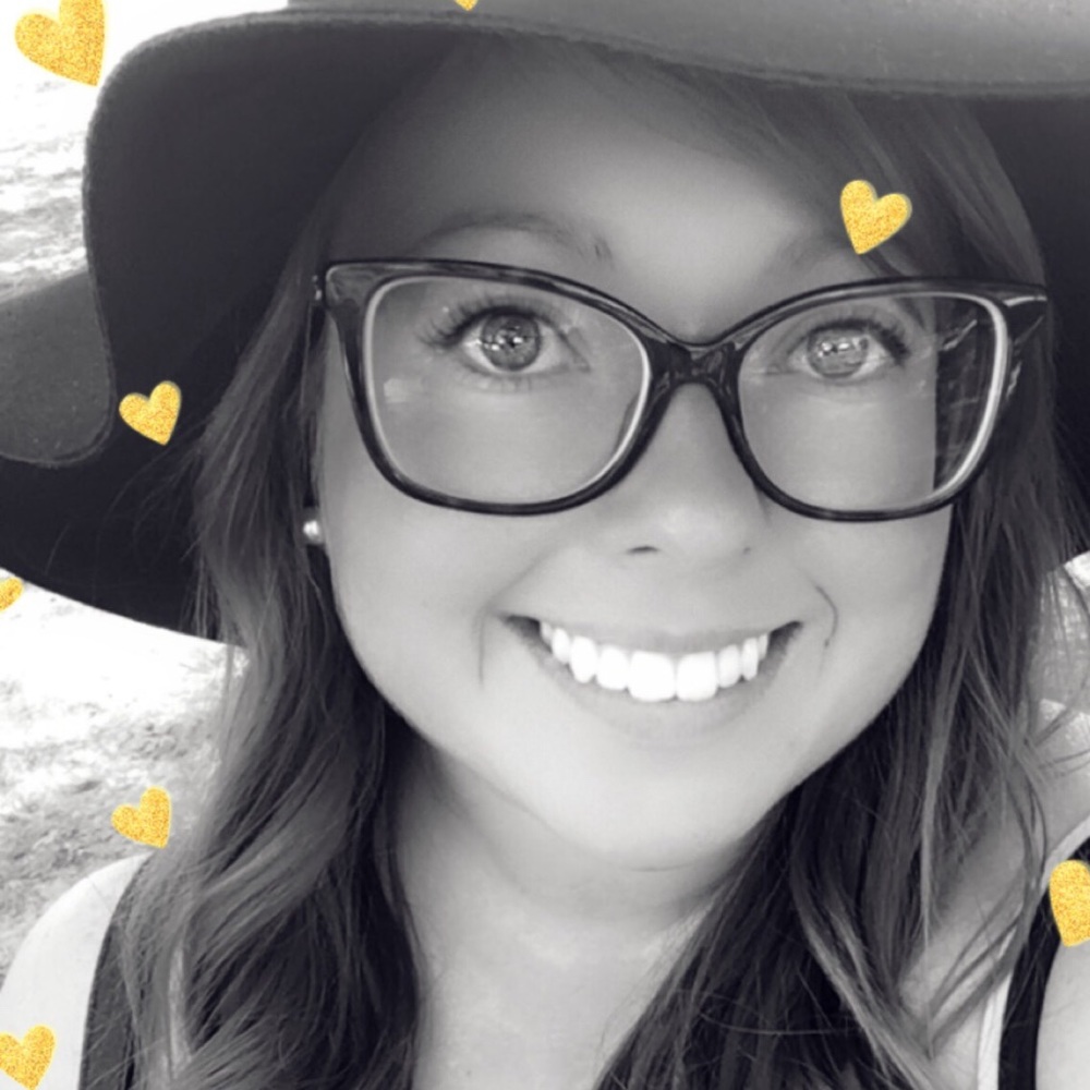 Meet your Posher, April